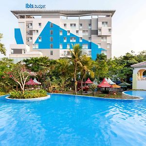 ibis Budget Cikarang Festival